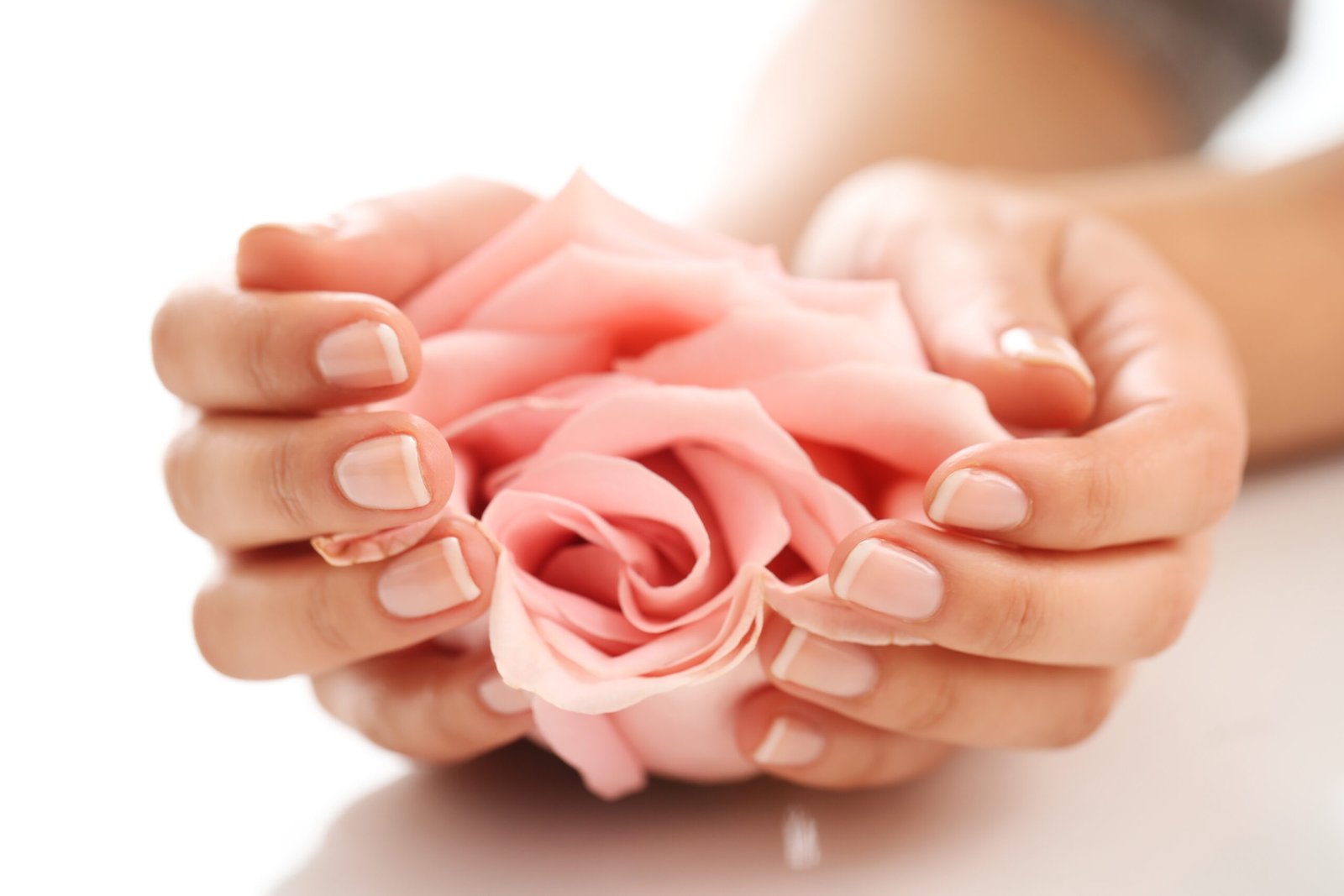 Fresh & Fabulous: Soft and Lovely Spring Nail Ideas 2024